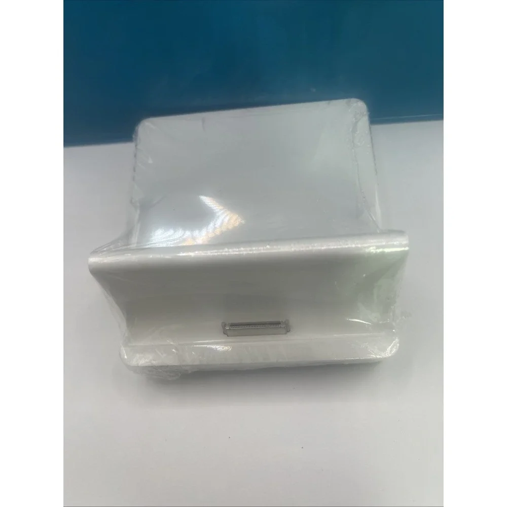 ORIGINAL Apple iPad Base Dock A1381 MC940ZM/A for iPad 2 & 3rd Generation Unused